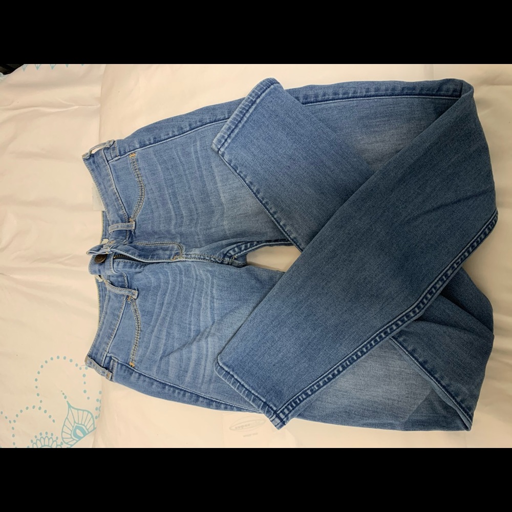 Hollister jeans